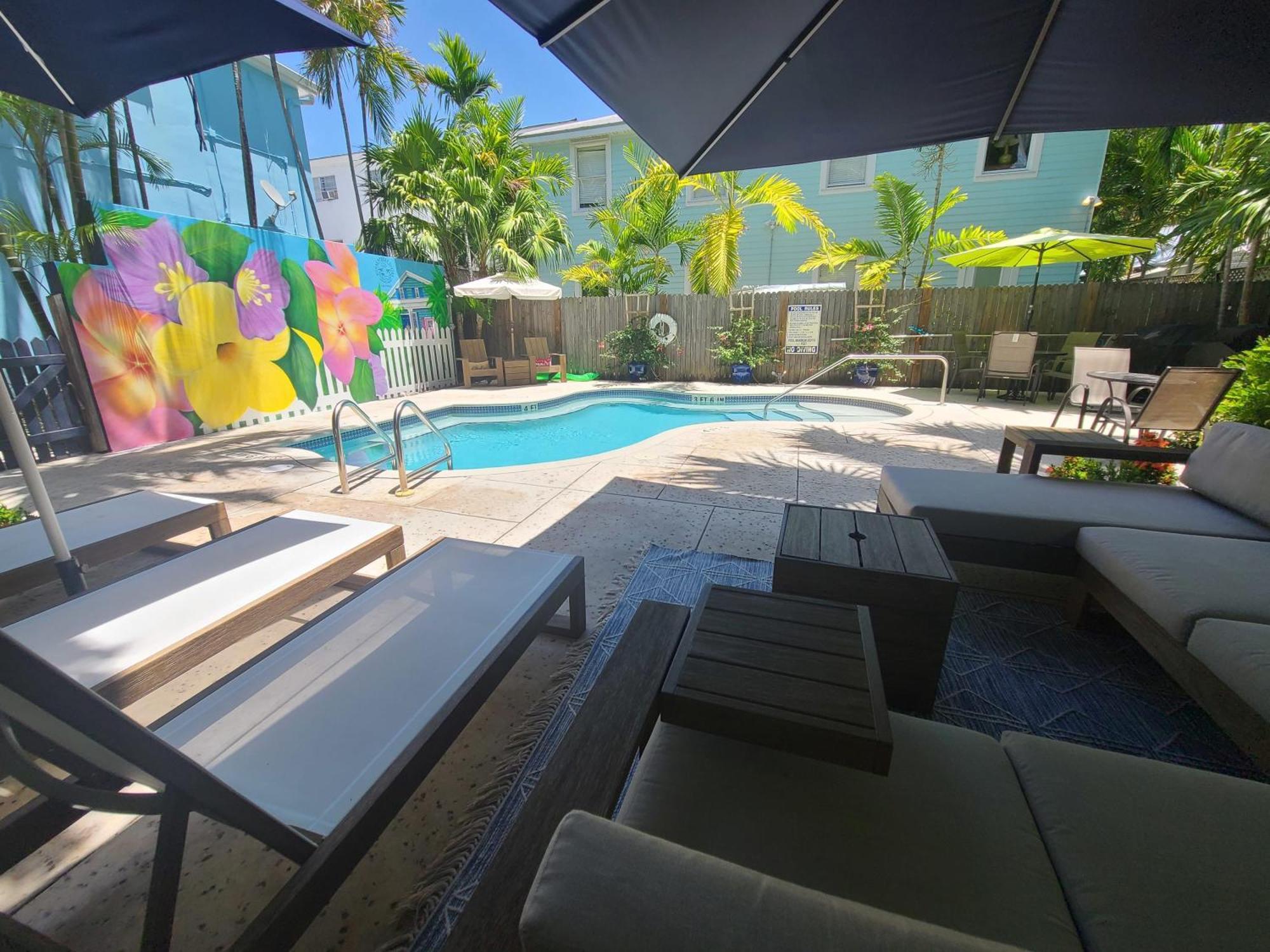 Duval Street Suite W Parking And Pool Ки-Уэст Экстерьер фото